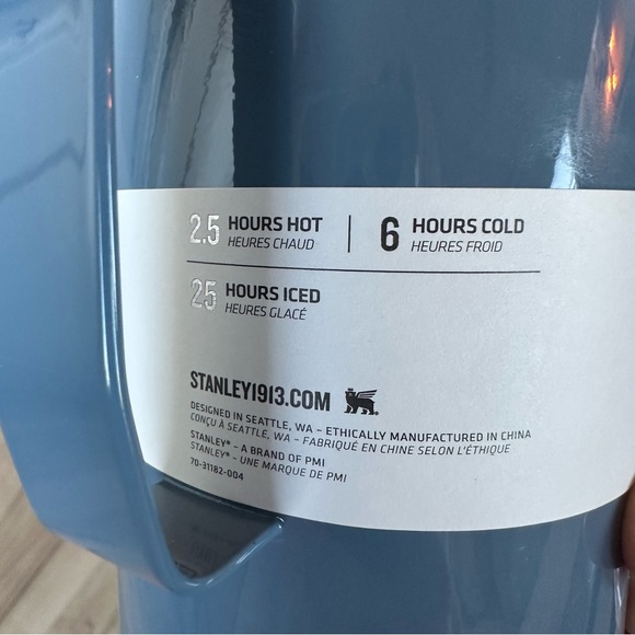 Blue Stanley Camp Mug - Picture 4 of 6